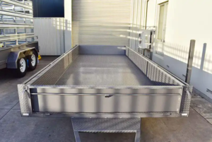 18X5 Box Trailer - Tandem Axle